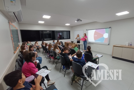 O Curso de Libras voltado para o público infanto-juvenil