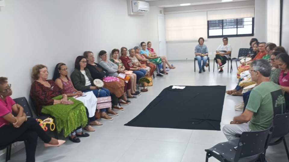 Imagem da postagem OFICINA DE BORDADOS E MEMÓRIAS