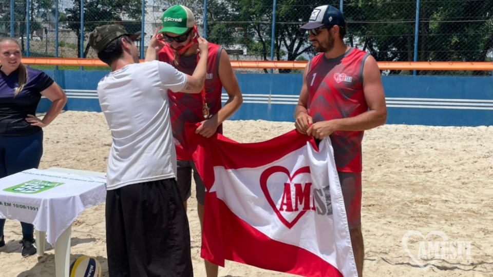 Imagem da postagem Pato Branco foi palco de uma final emocionante do Circuito Paranaense de Vôlei de Praia de Surdos 2024